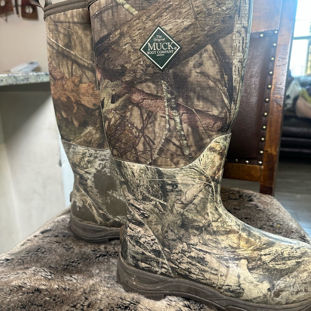 The Original Muck Boots Waterproof Insulated Mossy Oak Hunting Boots, M-8/W-9 - Picture 7 of 13
